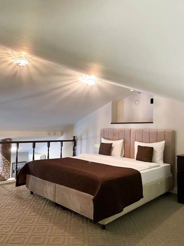 هتل هیتروکا